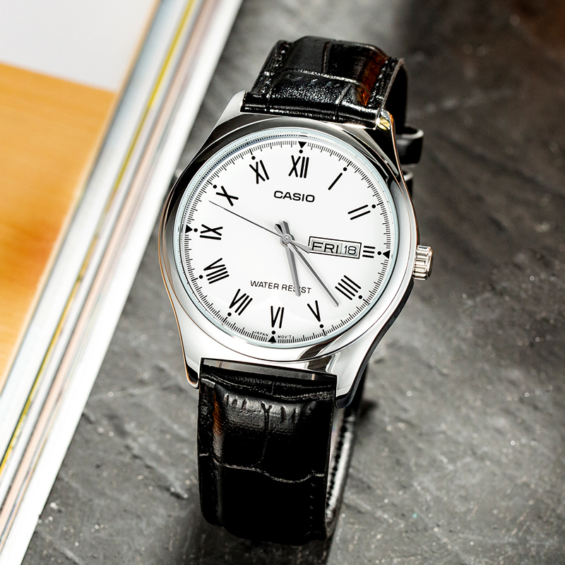 カシオ MTP‑V006L メンズ アナログ腕時計 |    - Leather Watch Band Men のレビューと価格